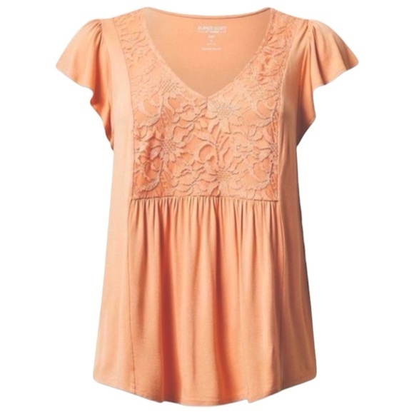 TORRID Super Soft‎ V-Neck Ruffle Tee NWT - Picture 1 of 9